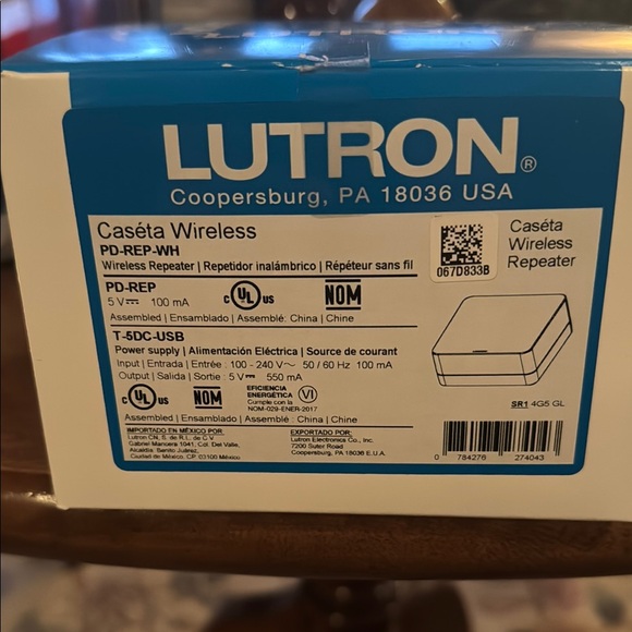 Lutron Caséta Wireless Repeater - Picture 1 of 1